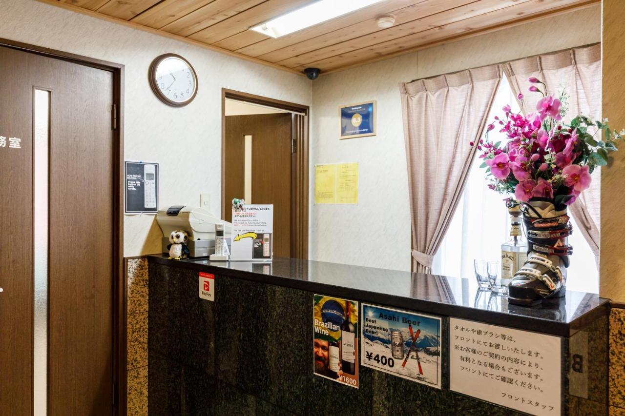 Tabist Condominium Hakuba Goryu Exterior photo